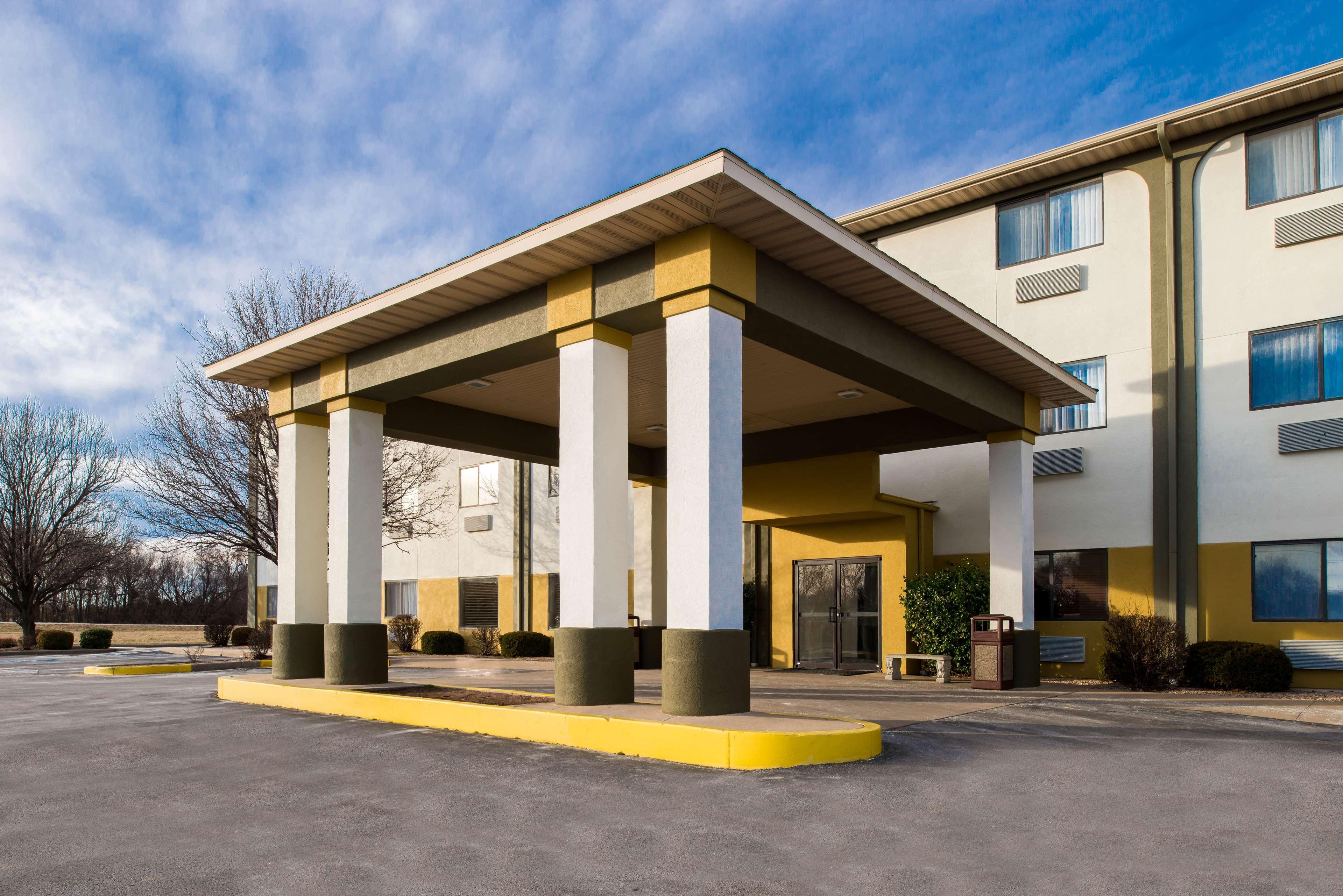 Best Western Big Spring Lodge Neosho Exterior foto